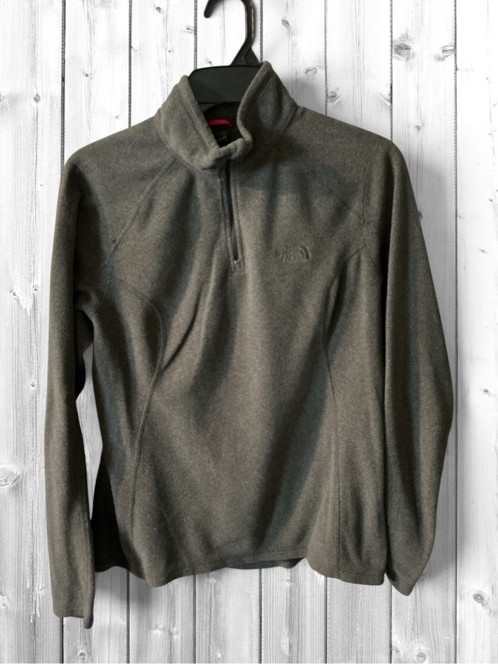 🌼The North Face Gray Quarter-Zip Fleece Pullover